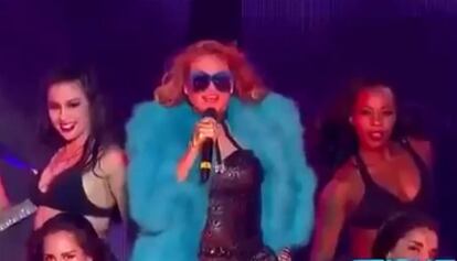 Paulina Rubio durante el concierto de Telehit en México.