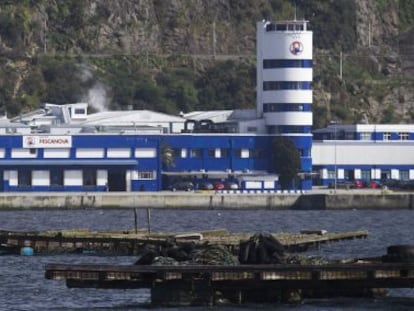 Sede principal de Pescanova, en Chapela (Redondela), en la r&iacute;a de Vigo