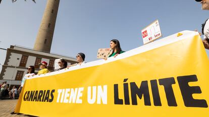 Protesta en Gran Canaria contra la masificación turística y sus efectos sobre para los residentes, el pasado sábado.