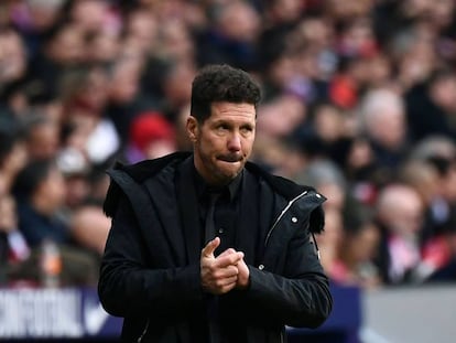 Simeone, durante el Atlético-Real Madrid ganado por el equipo de Solari.