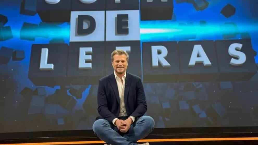 La televisión valenciana suspende un concurso que arrancó con un saludo del presentador “a la tele de todos los madrileños”