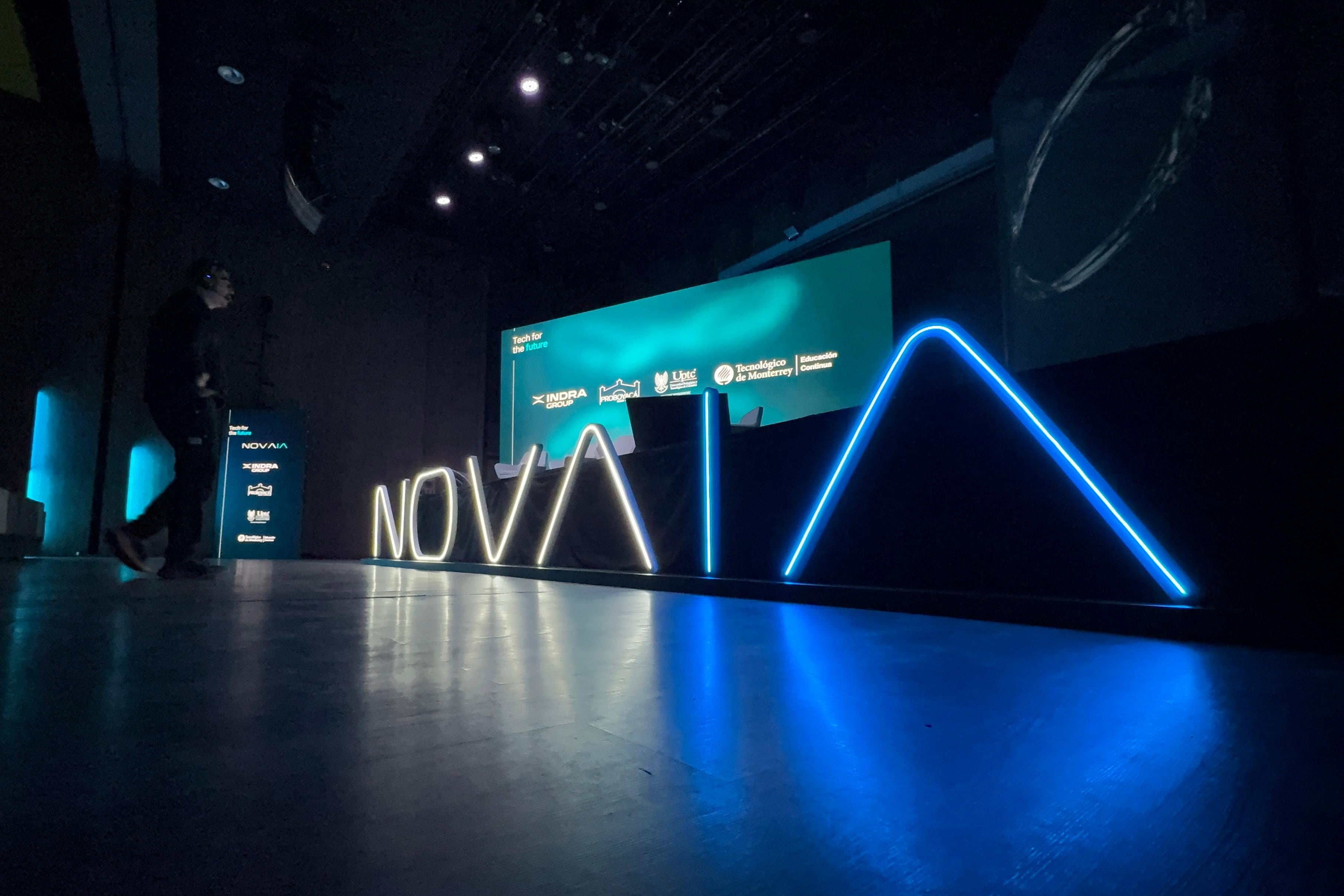 La IA se viste de ruana: gobernanza, formación y productividad con acento latinoamericano