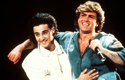 George Michael obtuvo fama y reconocimiento mundial en la década de los 80 del pasado siglo con Wham!, el grupo que formó junto a Andrew Ridgeley. 