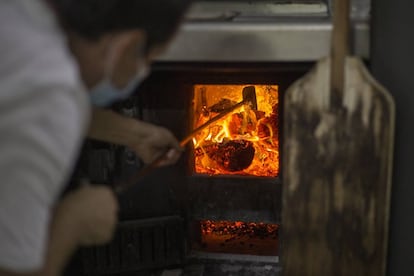 Detalle del horno de leña de la panadería Nuestra Señora del Rosario.