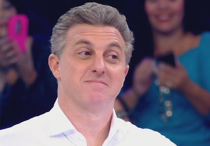 Luciano Huck em homenagem pelo seu aniversário no 'Caldeirão'.