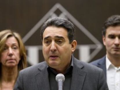 El alcalde de Sabadell, anuncia que deja temporalmente del cargo.