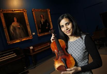 La joven y virtuosa violinista Ana Mar&iacute;a Valderrama.