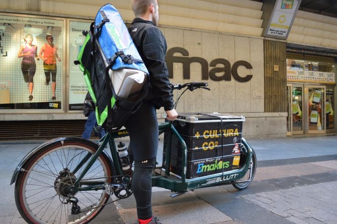 Exterior de la tienda de Fnac en Callao, Madrid, antes de su reforma.