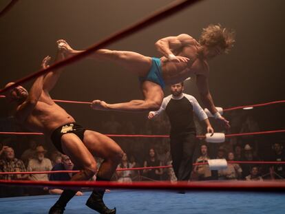 One of the fights in ‘The Iron Claw’. Zac Efron in blue shorts.