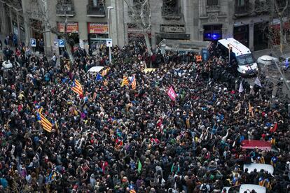 Protesters gathered in the center of the Catalan capital to protest the arrest of Carles Puigdemont.