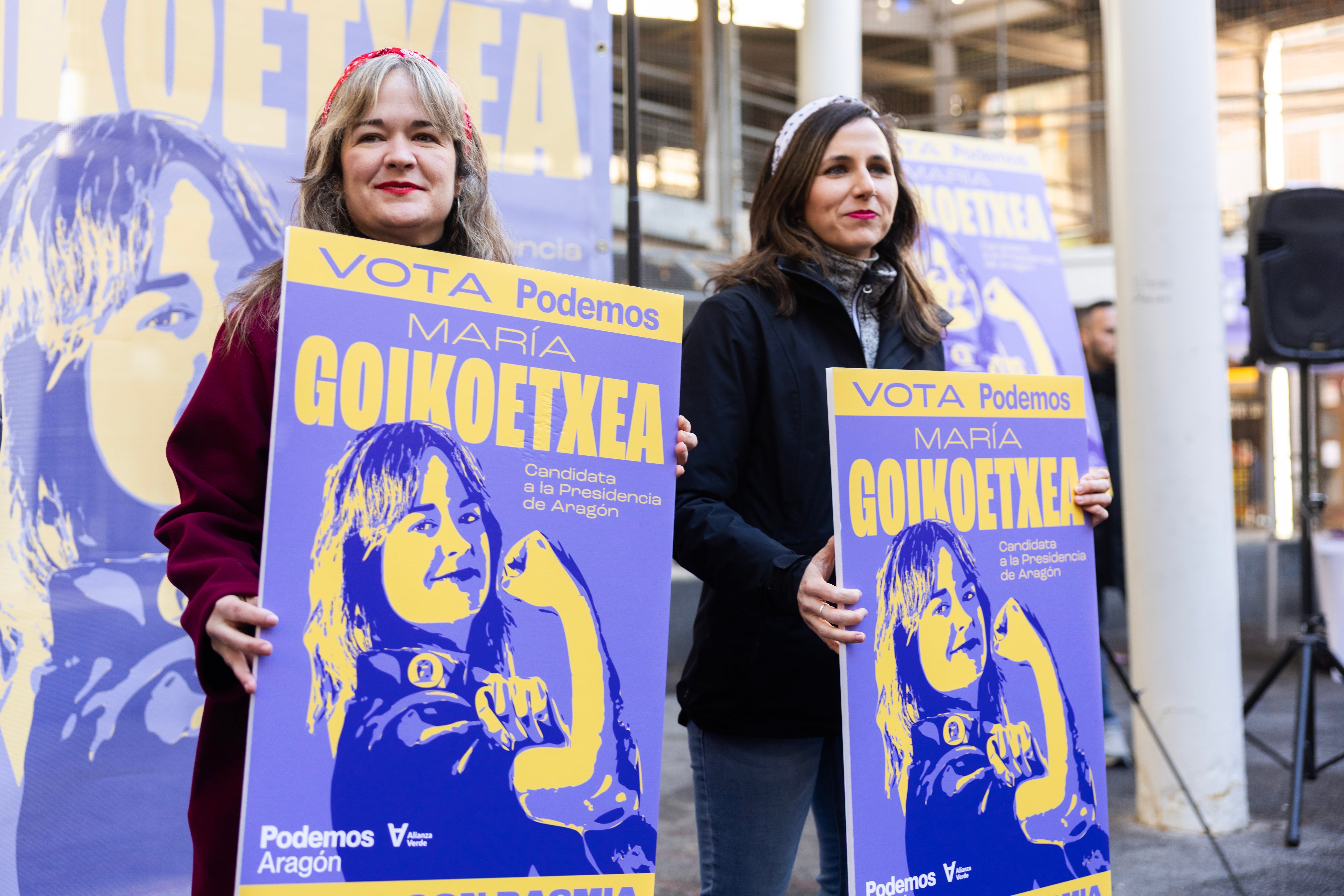 La candidata de Podemos-Alianza Verde, María Goikoetxea, junto a Ione Belarra el viernes en Zaragoza.