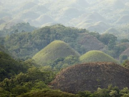 En Filipinas hay montañas de chocolate