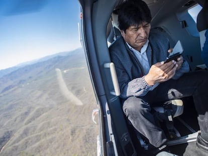 Evo Morales a caminho de Chuquisaca, em plena campanha eleitoral.