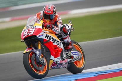 GRA468. ASSEN (HOLANDA), 24/06/2016.- Fotografía facilitada por Dorna Sports del español Marc Márquez, durante los entrenamientos de MotoGP para el Gran Premio de Holanda en el circuito de Assen. EFE/ *SOLO USO EDITORIAL*