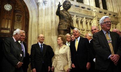 Margaret Thatcher, en el acto de presentación de su estatua de bronce en el Parlamento británico en febrero de 2007.