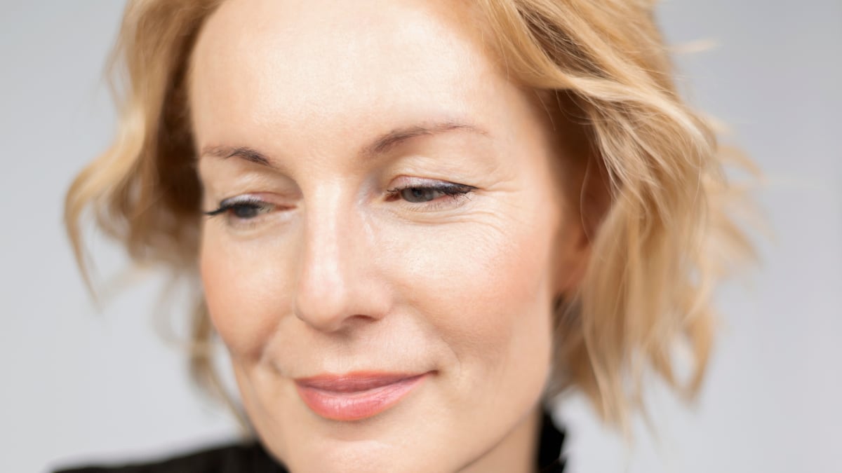 Desde limpieza hasta protección, Atashi tiene los cosméticos imprescindibles para cuidar las pieles maduras.