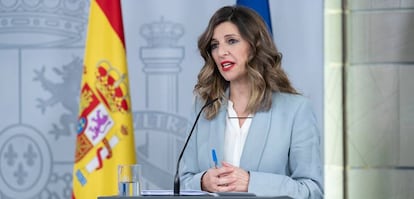 La ministra de Trabajo, Yolanda Díaz, este viernes tras el Consejo de Ministros.