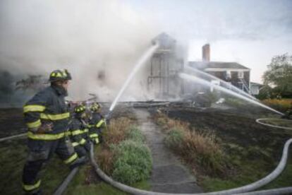 Tommy Gilbert Jr. es el principal sospechoso de incendiar la mansión en Long Island de su examigo Peter Smith.