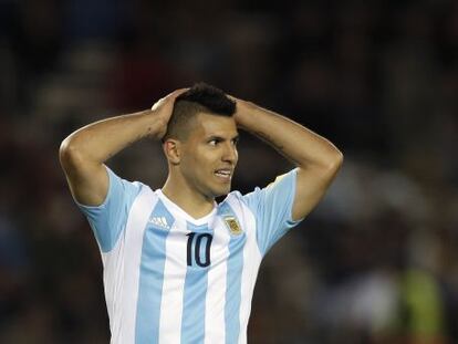 Agüero, durante el partido contra Ecuador.