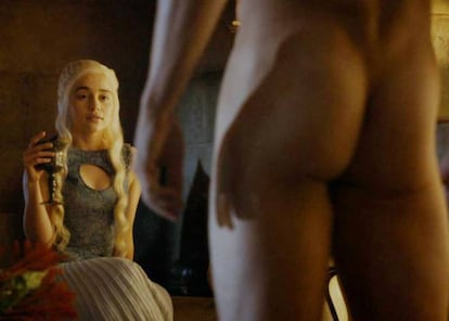 Daenerys en una escena de la serie. ¿El empoderamiento femenino era esto?