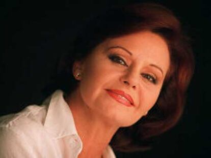 La actriz y cantante Rocío Durcal, que ha muerto a los 61 años, en una imagen de archivo.
