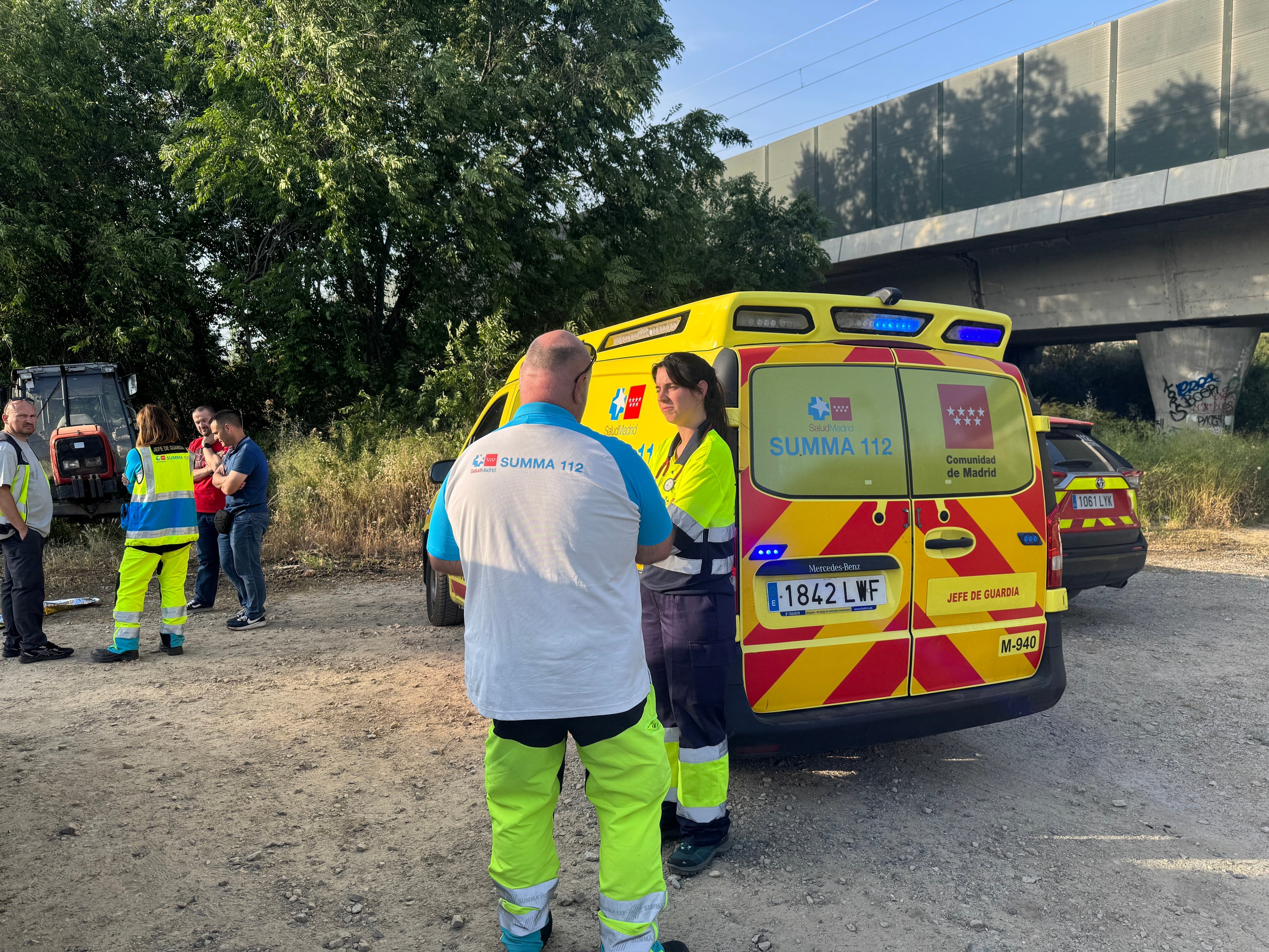 Muere un hombre de 81 años desangrado tras amputarse una pierna con su tractor en Getafe 