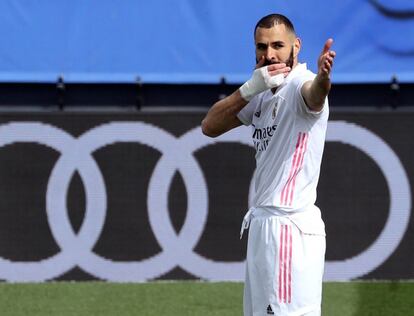 El jugador Karim Benzema, durante el partido.