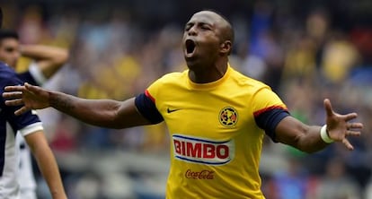 Benítez, el pasado 11 de mayo en el Estadio Azteca de México.