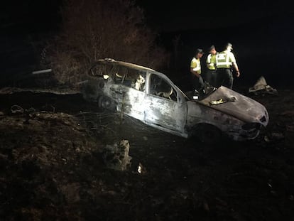 Estado en el que quedó el vehículo tras el incendio.
