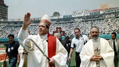 Norberto Rivera en el Estadio Azul, en mayo del a&ntilde;o 2000.