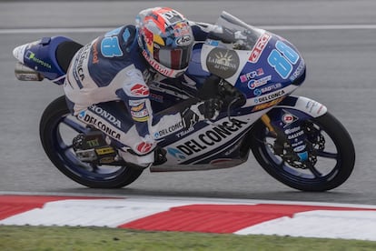 Jorge Martin, piloto español de la escudería Del Conca Gresini, en una de las curvas del circuito.