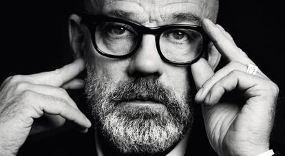 Michael Stipe, en la portada del número dos de ICON, disponible mañana con EL PAÍS