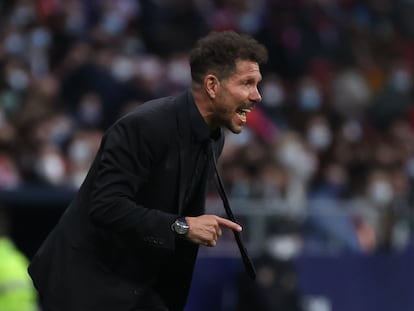 El entrenador del Atlético de Madrid, Diego Simeone, durante un partido el pasado 2 de enero en Madrid.