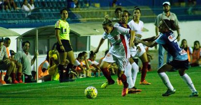 Jogadoras disputam a primeira final, empatada por 2 a 2.