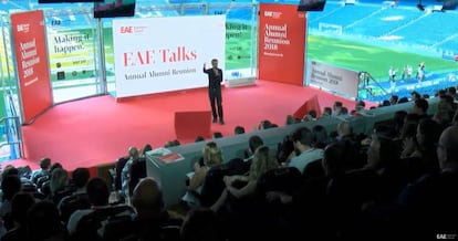 Discurso de Jonas Kjellberg, uno de los creadores de Skype, en un evento de EAE en el palco del Santiago Bernabéu, en octubre de 2018.