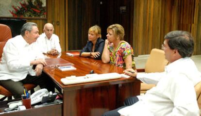 Castro,  José Ramón Machado, Pajín, Valenciano y  Bruno Rodríguez Parrilla, durante el encuentro.