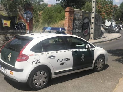 Un coche de la Guardia Civil, en Collado Villalba, en una imagen de archivo.