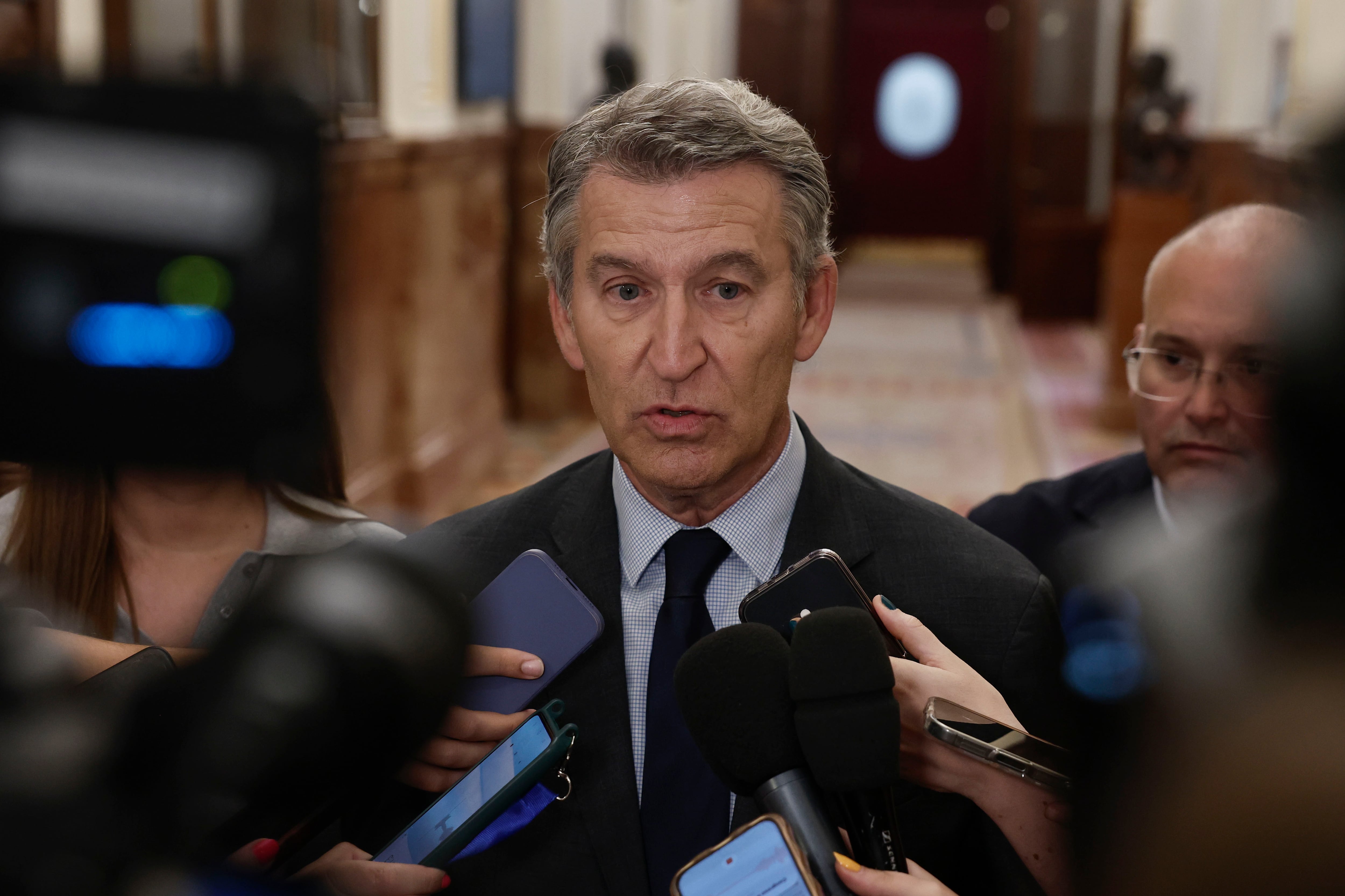 Feijóo acusa a Sánchez de "indisciplina" al poder legislativo si no dimite tras la votación no vinculante del Congreso