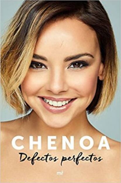 La portada del libro &#039;Defectos perfectos&#039; de Chenoa.