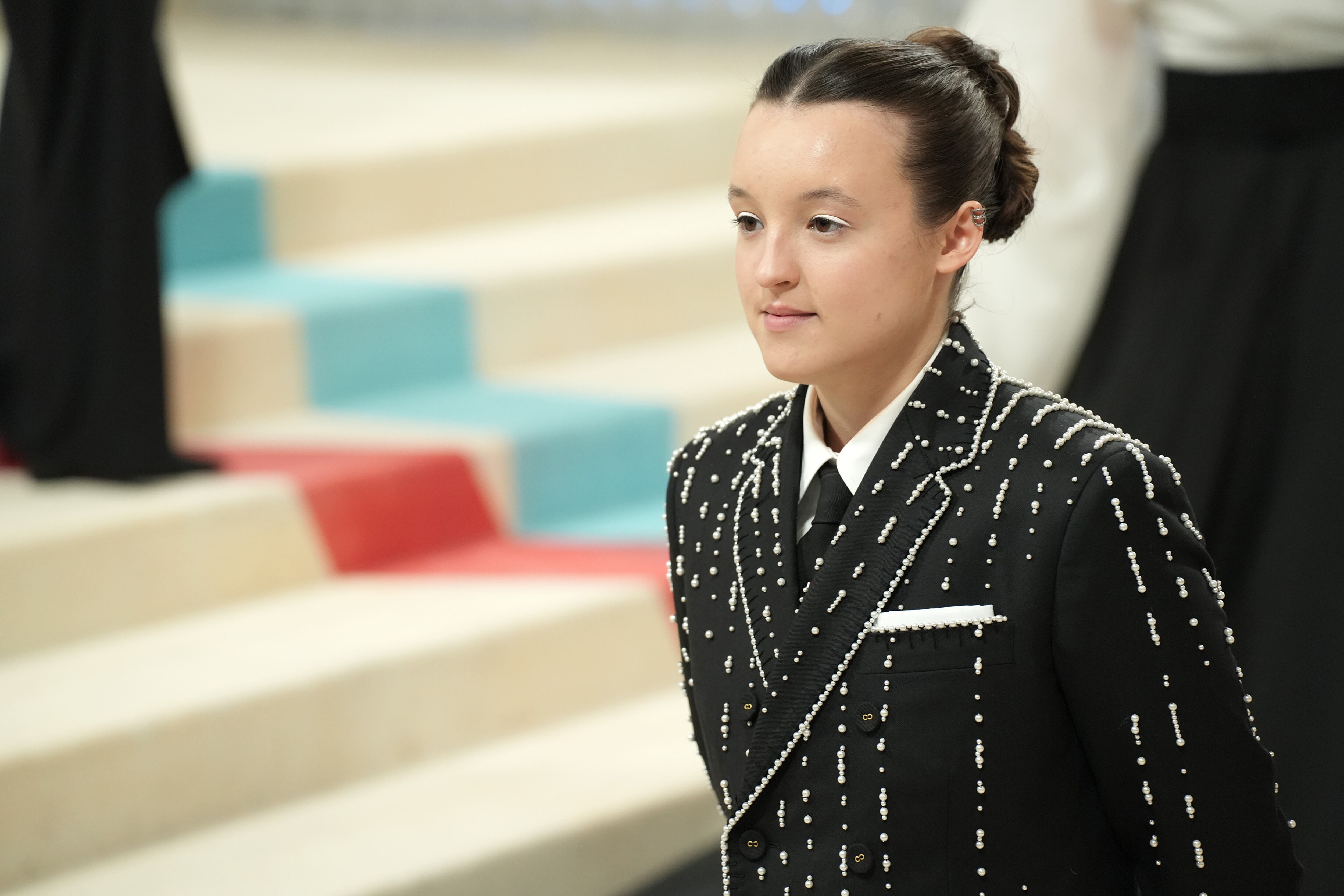 En 2023, Rampsey acudió a la Met Gala, siempre fiel a su 'look' con traje.