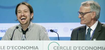 Pablo Iglesias junto al presidente del C&iacute;rculo de Econom&iacute;a, Ant&oacute;n Costas.