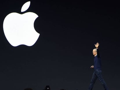 El CEO de Apple, Tim Cook, en la conferencia de desarrolladores de la compañía, en California. 