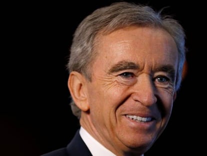 Bernard Arnault, ayer en Par&iacute;s, tras anunciar su oferta a los minoritarios de Dior.