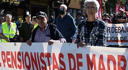 Participantes de la manifestación convocada el pasado sábado en Madrid por la Coordinadora General de Pensionistas de Madrid por los los Servicios Públicos.
