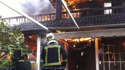 Chalé incendiado en Torrelodones.