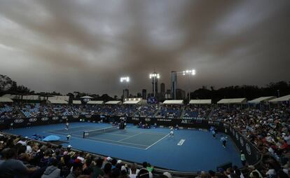 Panorámica de la pista 1573 durante el partido entre Bautista y Mmoh.