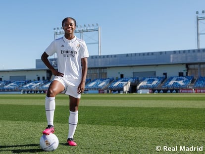 Linda Caicedo, nueva jugadora del equipo de fútbol español Real Madrid.