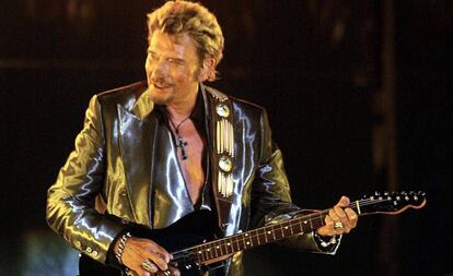 Hallyday en un concierto en Marsellla en junio de 2003.