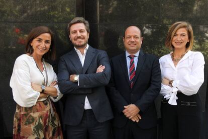 De izquierda a derecha: Eva Argilés, Jorge Muñoz, Teresa Mínguez y Javier Ramírez, representantes de la ACC en España, durante el Legal Management Forum celebrado en Madrid el pasado 10 de octubre. 