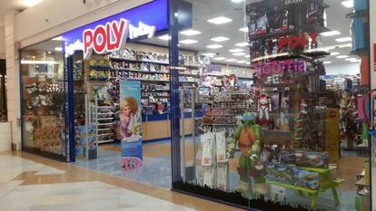 Foto de archivo de una tienda de Poly Juguetes.